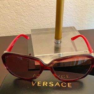 Women’s sunglasses